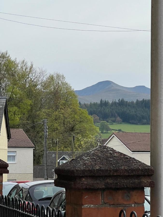 Brecon Town 3 Bedroom House Sleeps 6 Central Location Kültér fotó