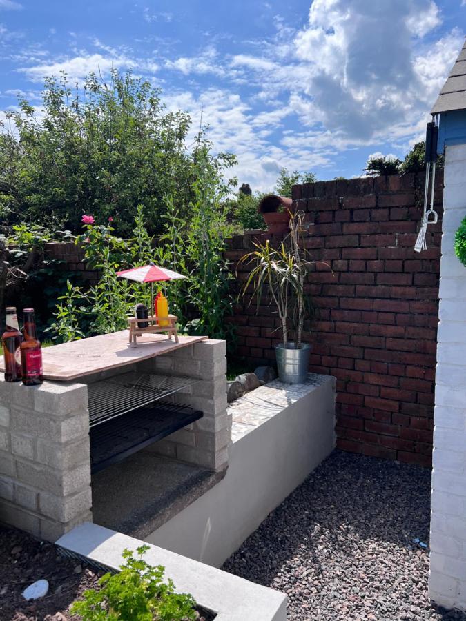 Brecon Town 3 Bedroom House Sleeps 6 Central Location Kültér fotó